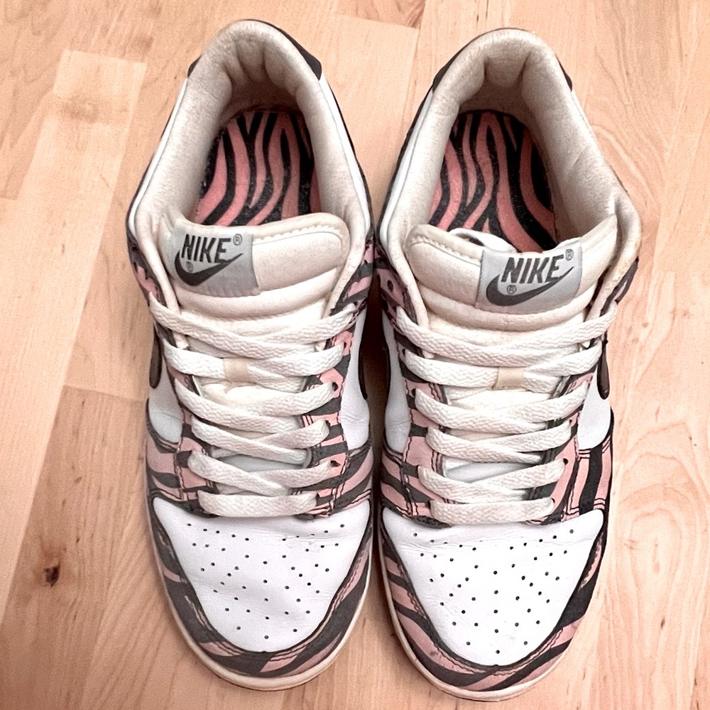 Nike Dunk Low RARE Daktari Zebra